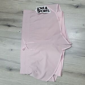 LOVE &SPORTS SHORTS.